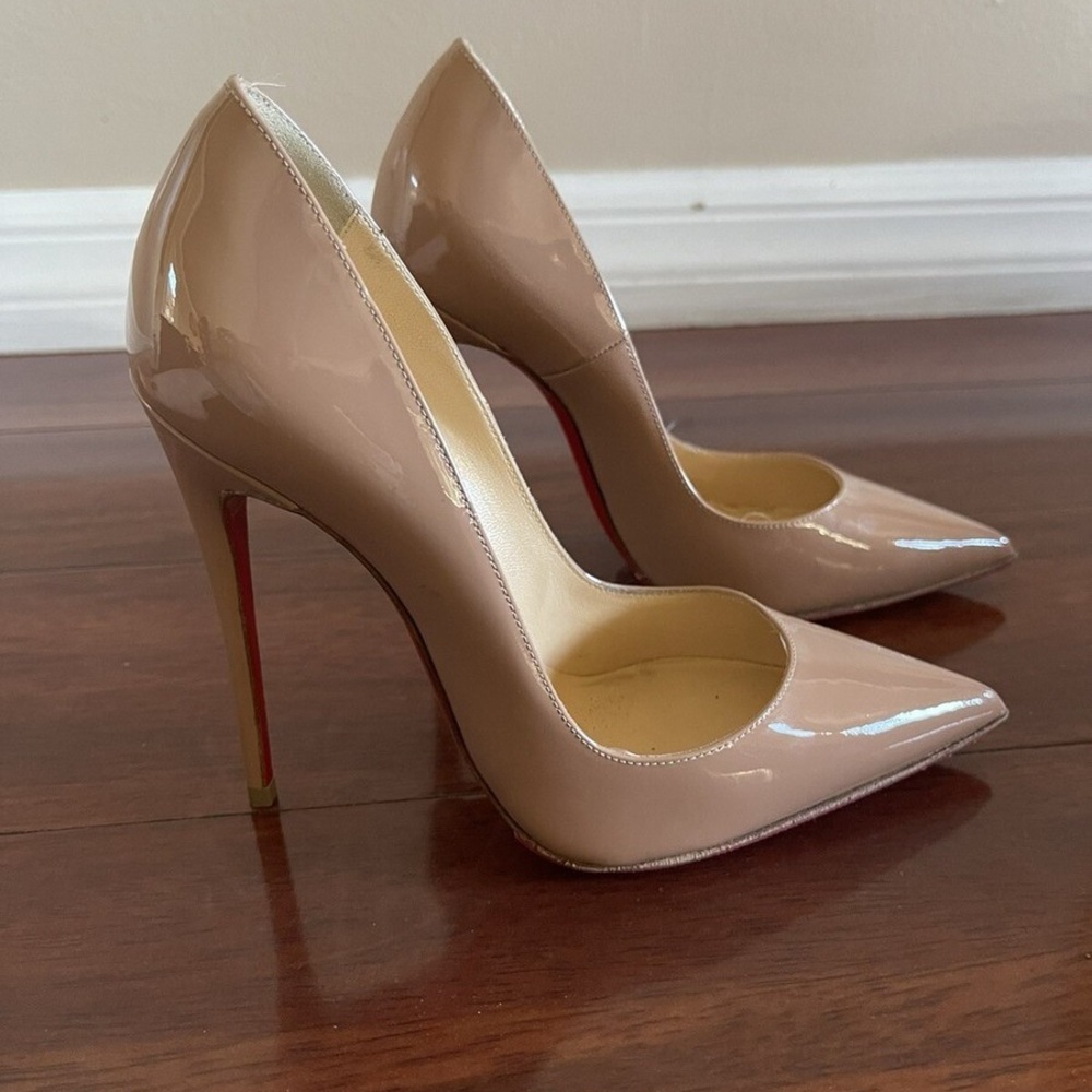 Christian Louboutin So Kate Heels - Picture 1 of 7